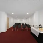 Hotel Eurostars Oasis Plaza 4*