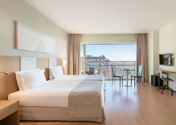 Eurostars Oasis Plaza