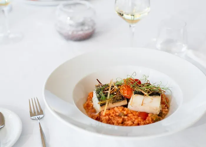 Eurostars Oasis Plaza 4*