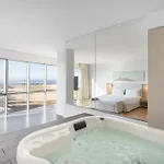 Ξενοδοχείο Eurostars Oasis Plaza 4*