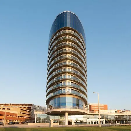 Eurostars Oasis Plaza Hotel