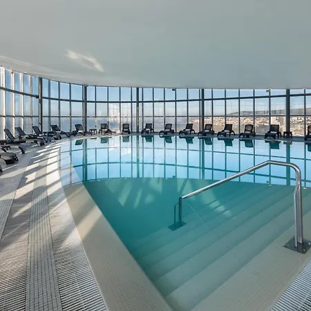 Hotel Eurostars Oasis Plaza 4*