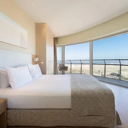 Eurostars Oasis Plaza