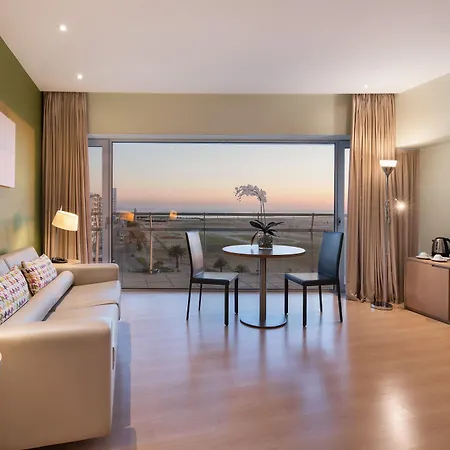 Eurostars Oasis Plaza Otel