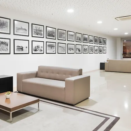 Eurostars Oasis Plaza Otel