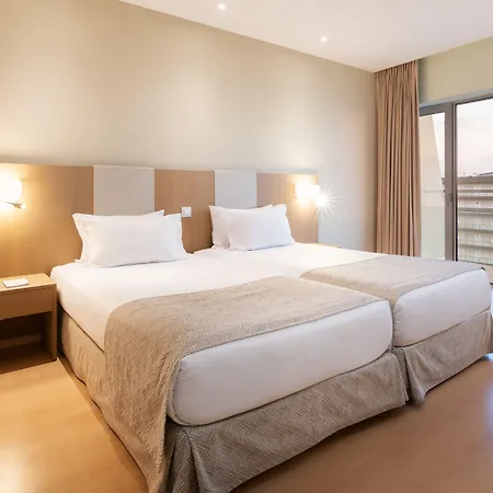 Eurostars Oasis Plaza 호텔 4*