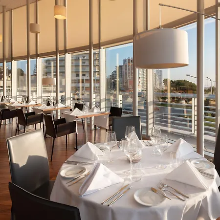 Hotel Eurostars Oasis Plaza