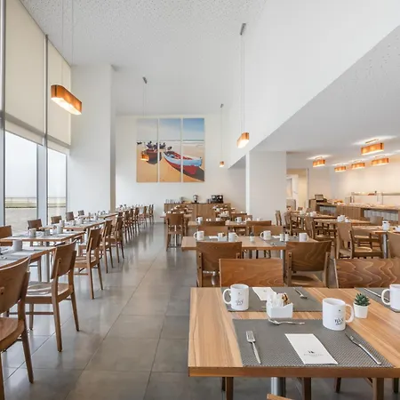 Eurostars Oasis Plaza Otel 4*