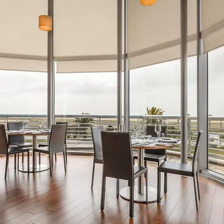 Eurostars Oasis Plaza 호텔 4*
