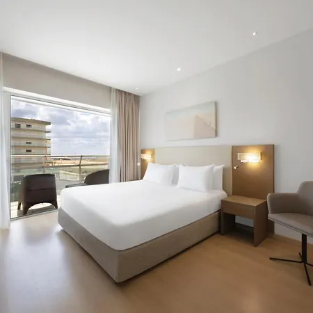 호텔 Eurostars Oasis Plaza