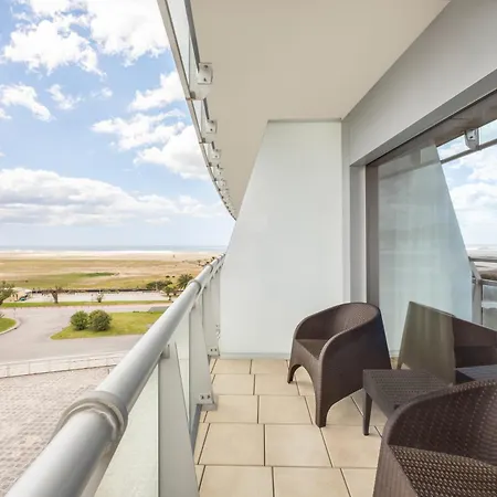 Eurostars Oasis Plaza 4*
