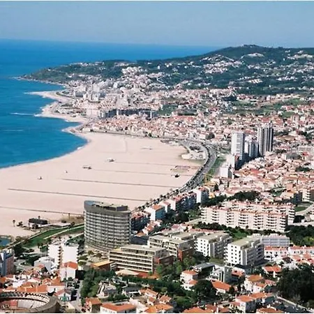 Hotel Eurostars Oasis Plaza 4*