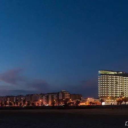 Eurostars Oasis Plaza 호텔 4*