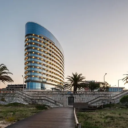 Eurostars Oasis Plaza Hotel 4*