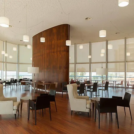 Eurostars Oasis Plaza Hotel