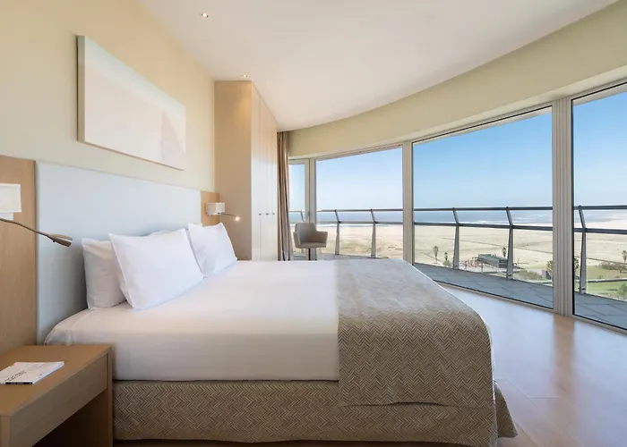 Eurostars Oasis Plaza