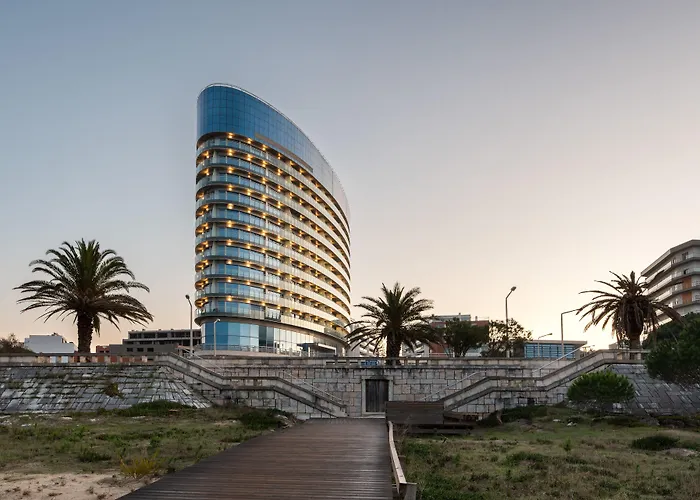 Eurostars Oasis Plaza Hotel