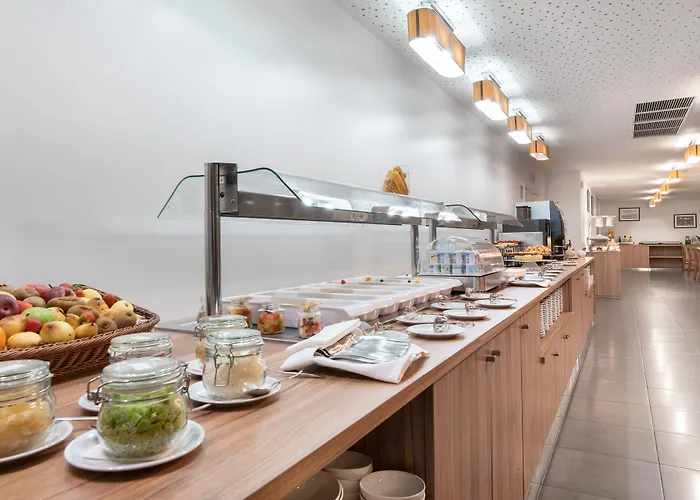 Hotell Eurostars Oasis Plaza 4*