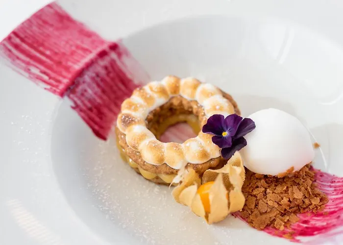 Eurostars Oasis Plaza